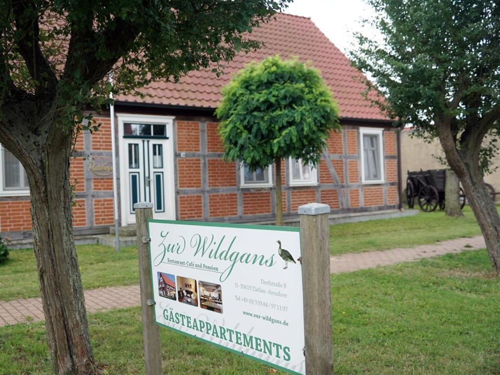 Zur Wildgans Hotel Arendsee  Bagian luar foto